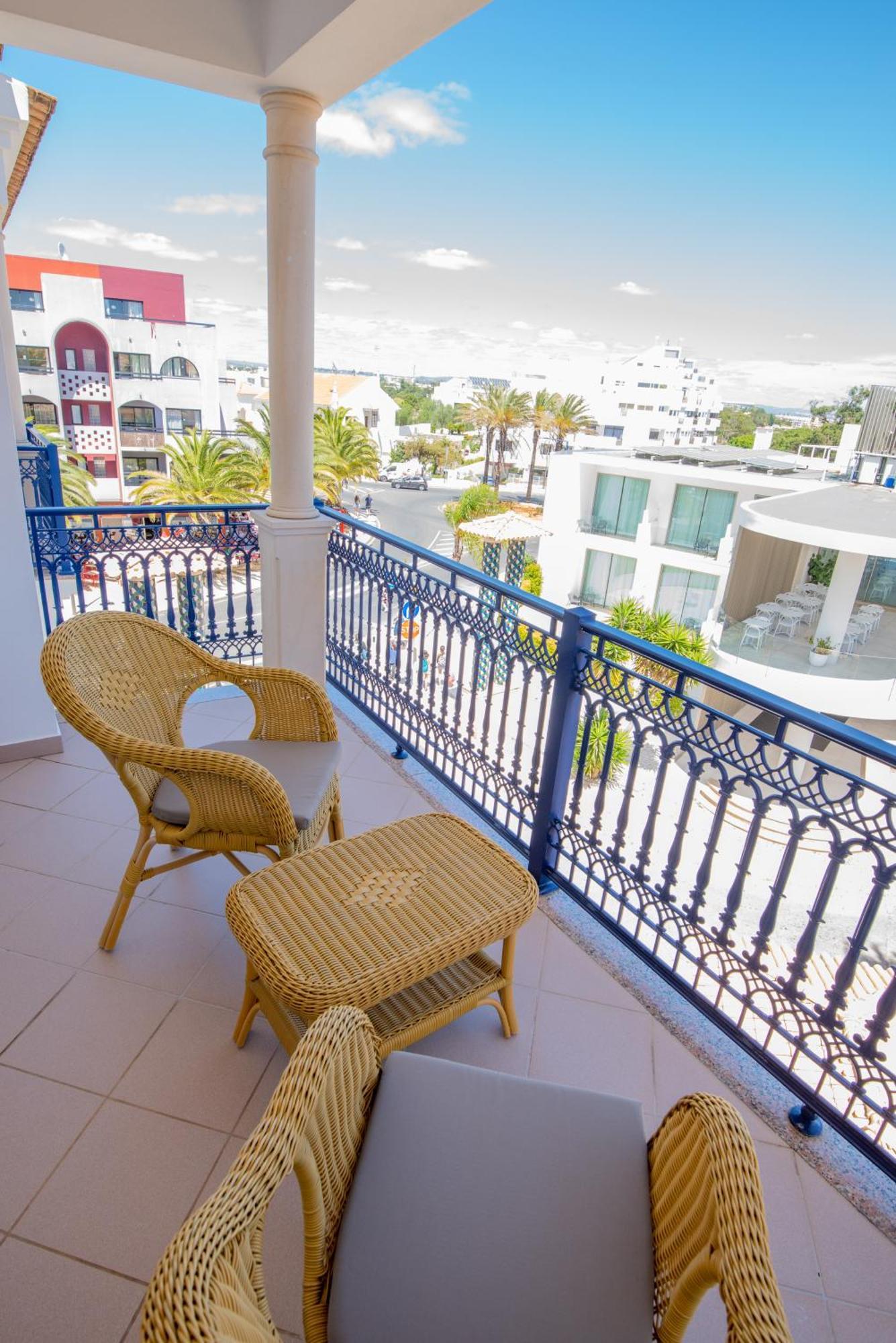 Charm Apartment T2 All With Big Terrace Albufeira Self Check-In Екстер'єр фото