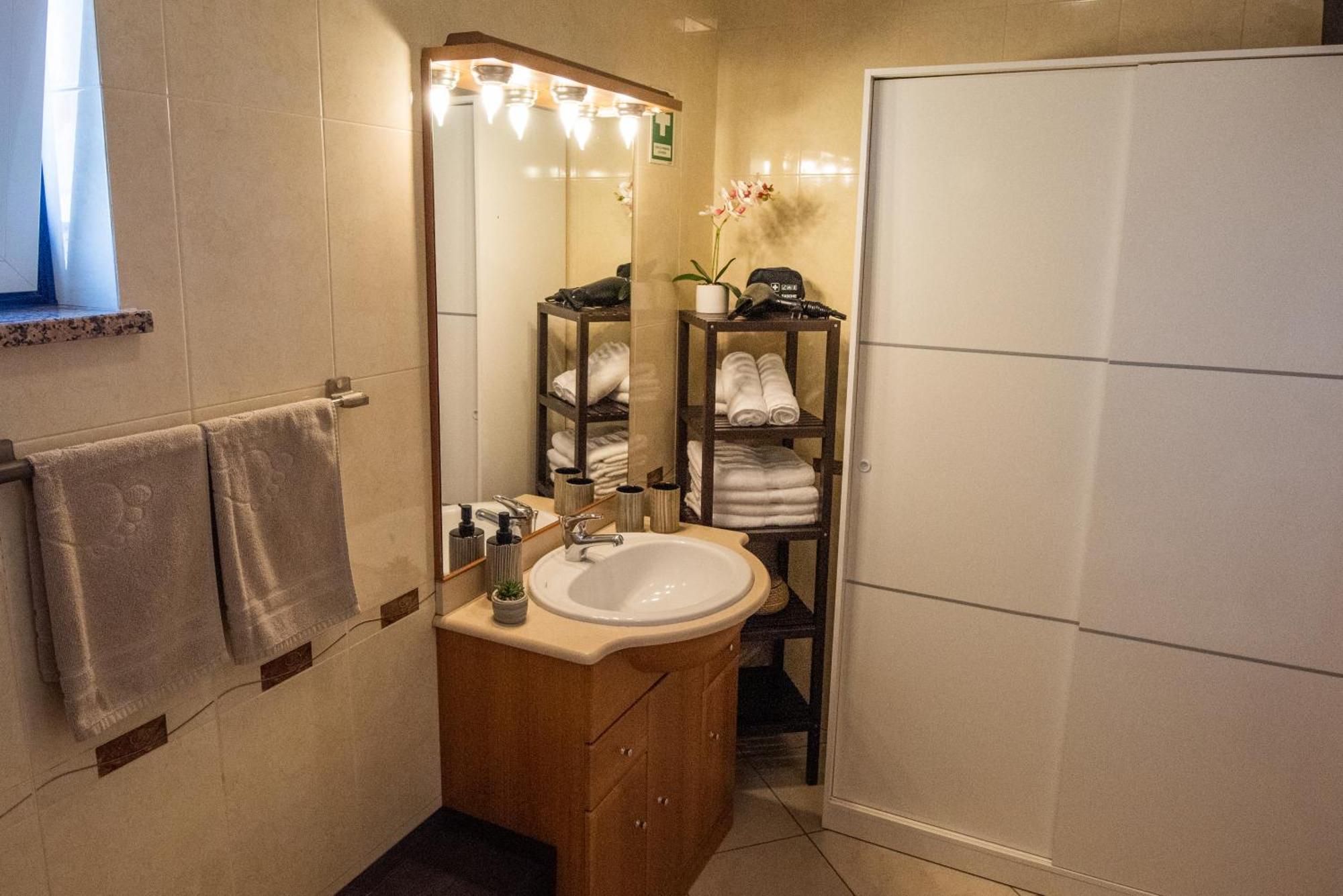 Charm Apartment T2 All With Big Terrace Albufeira Self Check-In Екстер'єр фото