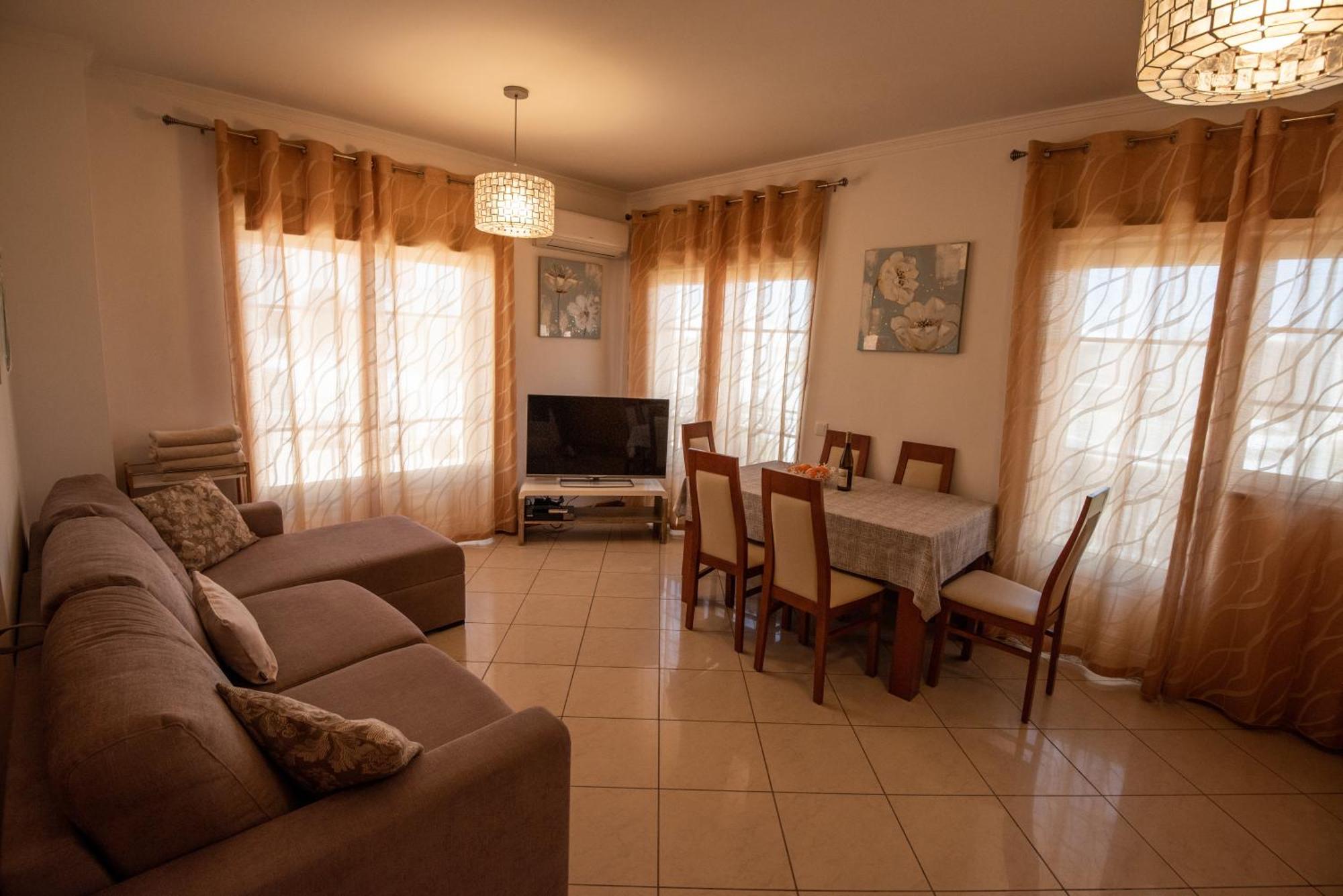 Charm Apartment T2 All With Big Terrace Albufeira Self Check-In Екстер'єр фото